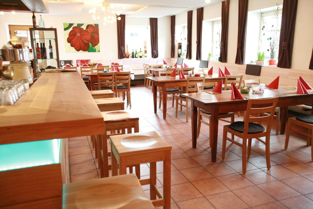 Il Plonner - Hotel Restaurant Biergarten Wessling Exterior photo